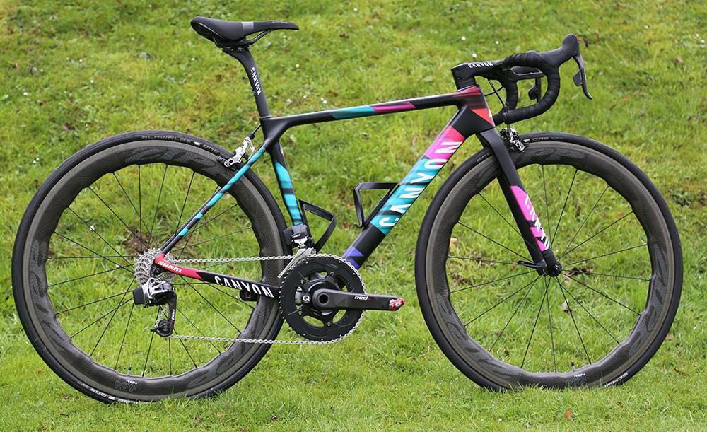 vành carbon xe đạp zipp 454