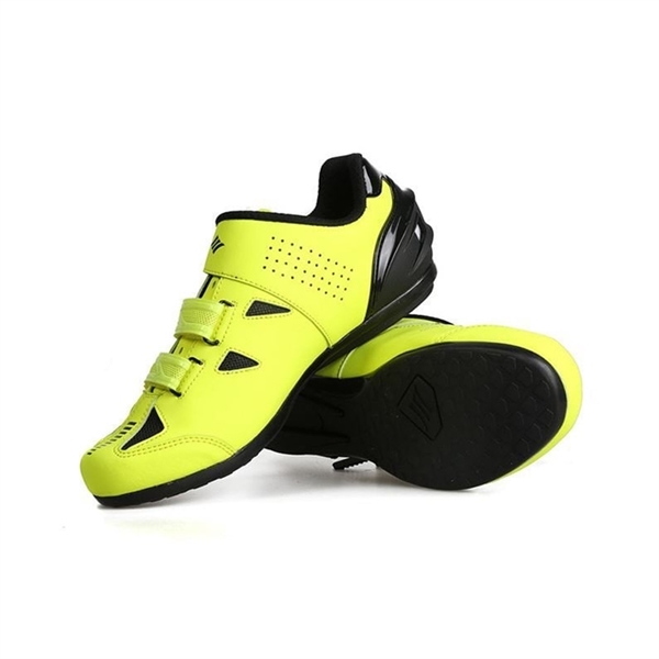 Giày đạp xe Santic màu xanh chuối không cá khóa cài