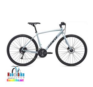 Xe Touring Giant Escape 1D 2020